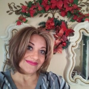 Meet your Posher, Nora